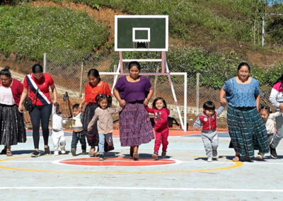 Cancha deportiva para la infancia de Chahilpec